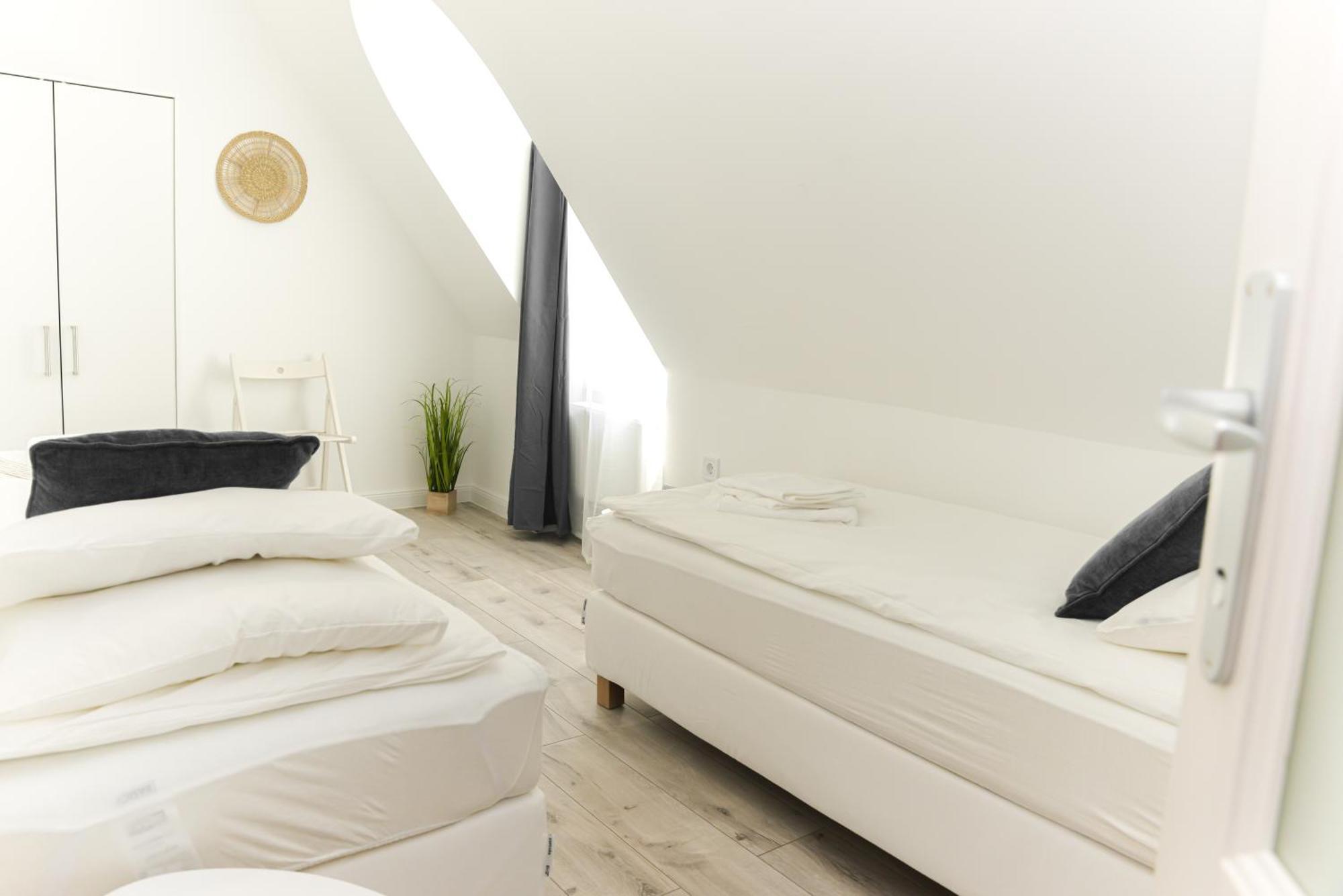 Raba92 Apartman House Eksteriør billede